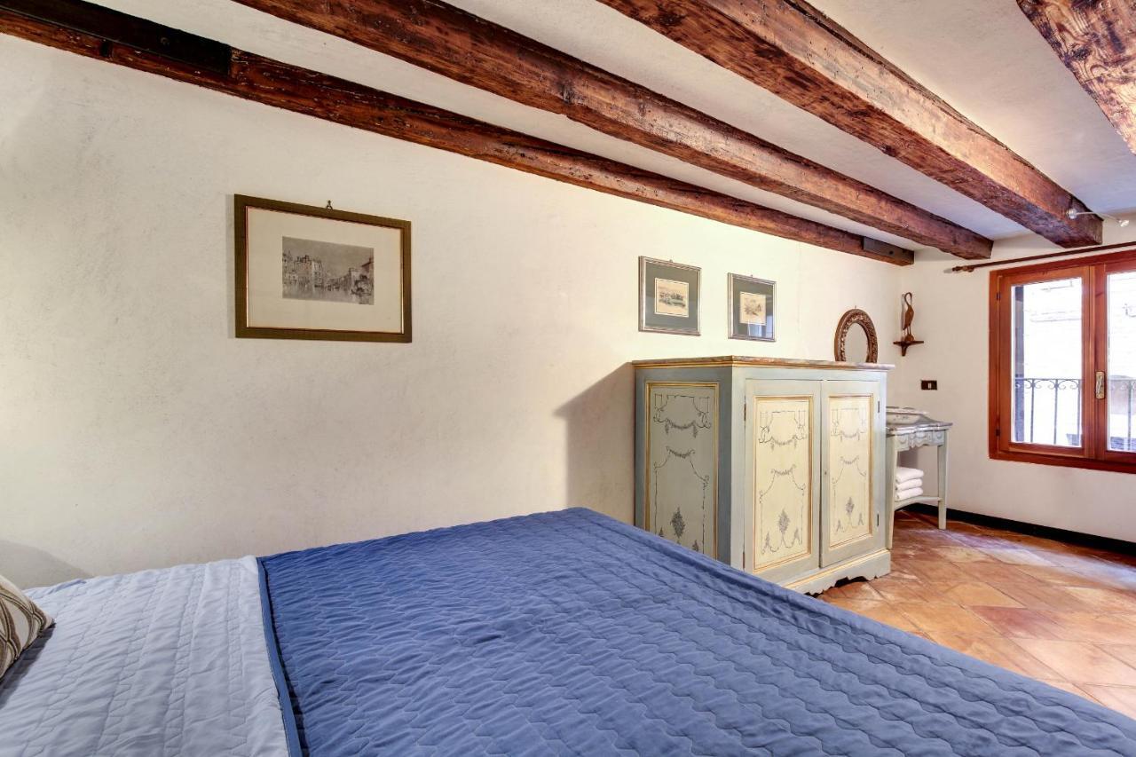 Canal View Suite In Rialto By Wonderful Italy Венеція Екстер'єр фото