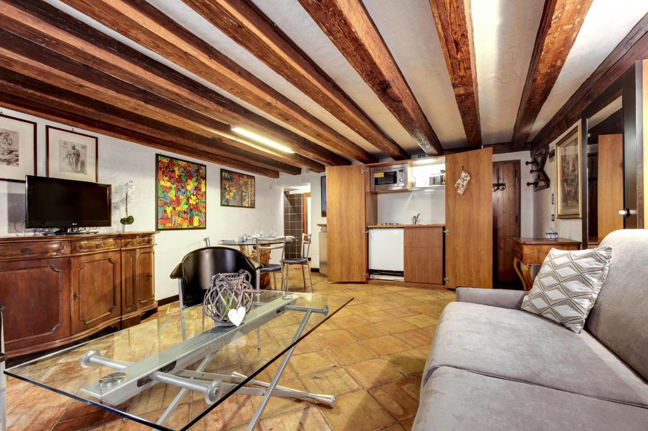 Canal View Suite In Rialto By Wonderful Italy Венеція Екстер'єр фото