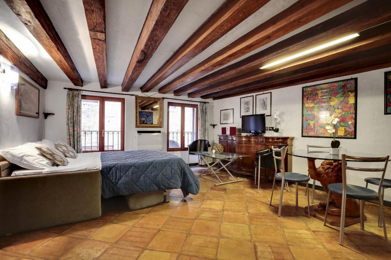 Canal View Suite In Rialto By Wonderful Italy Венеція Екстер'єр фото
